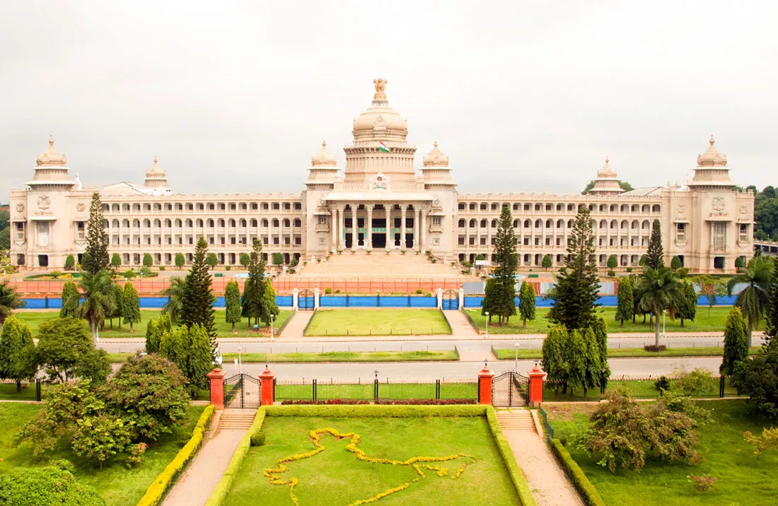 the-majesti-vidhana-soudha-building-bangalore