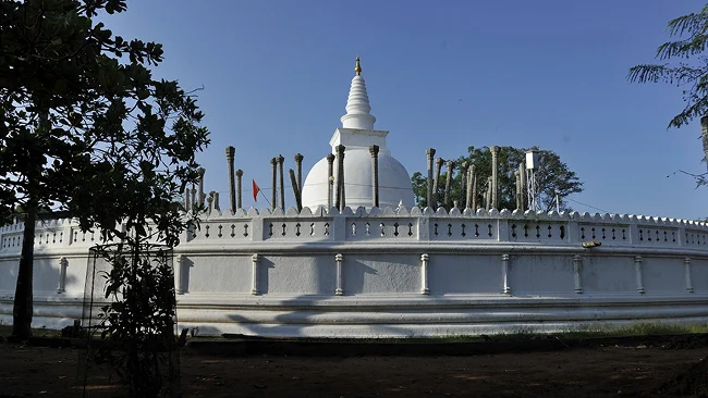 sacred-city-of-anuradhapura-anuradhapura