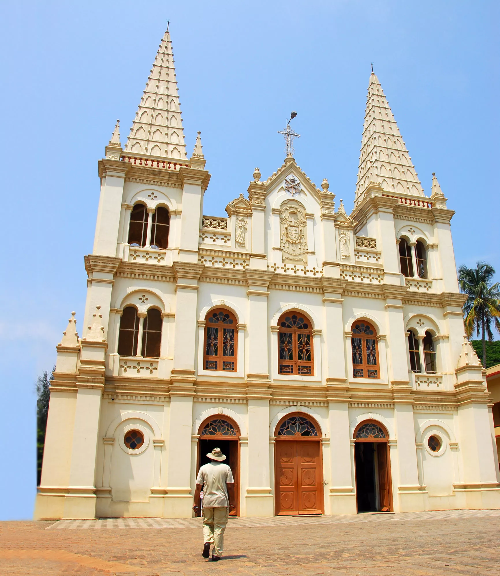 Santa Cruz Cathedral Basilica, Cochin