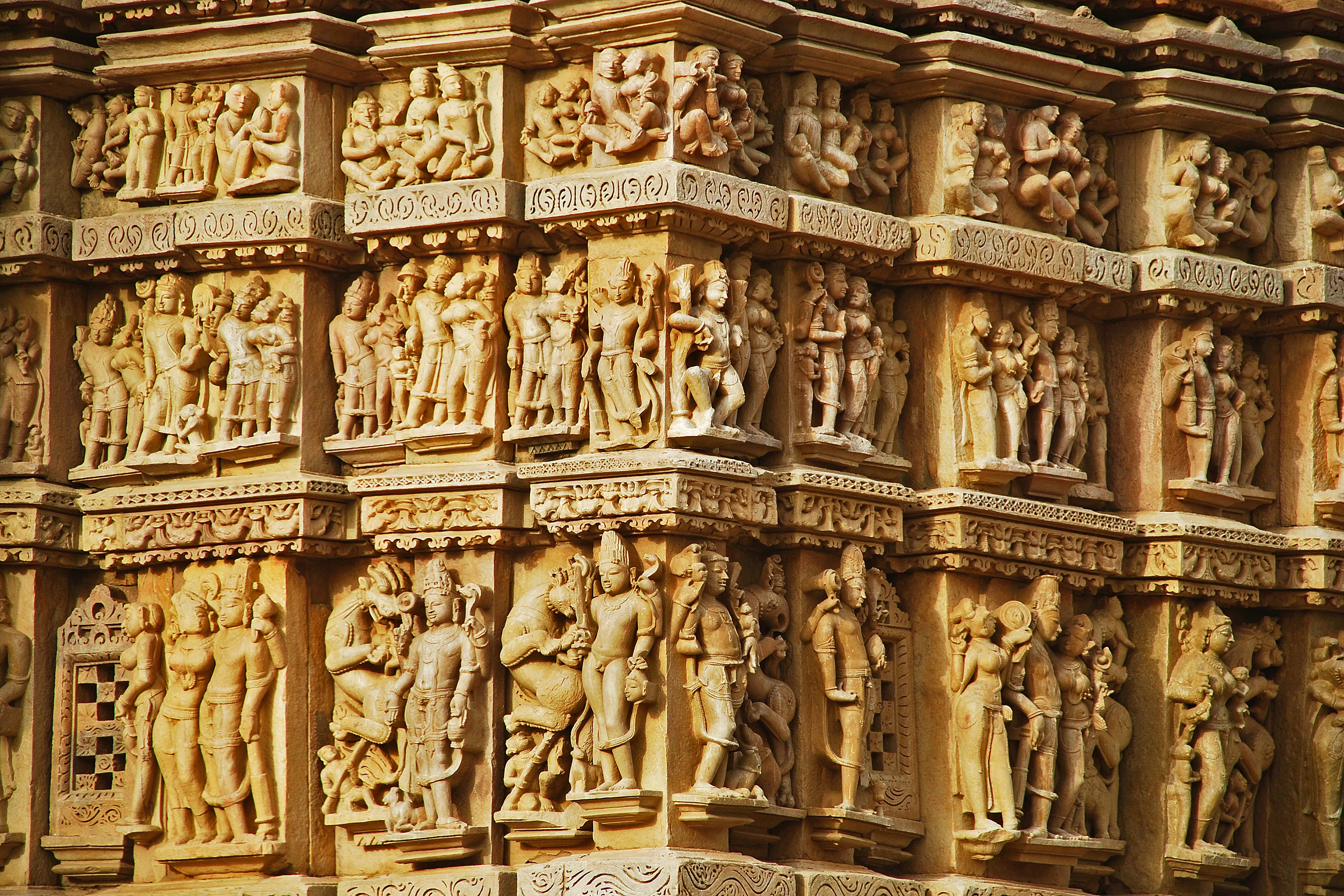 art-on-wall-khajuraho