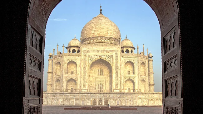Taj at Full Moon