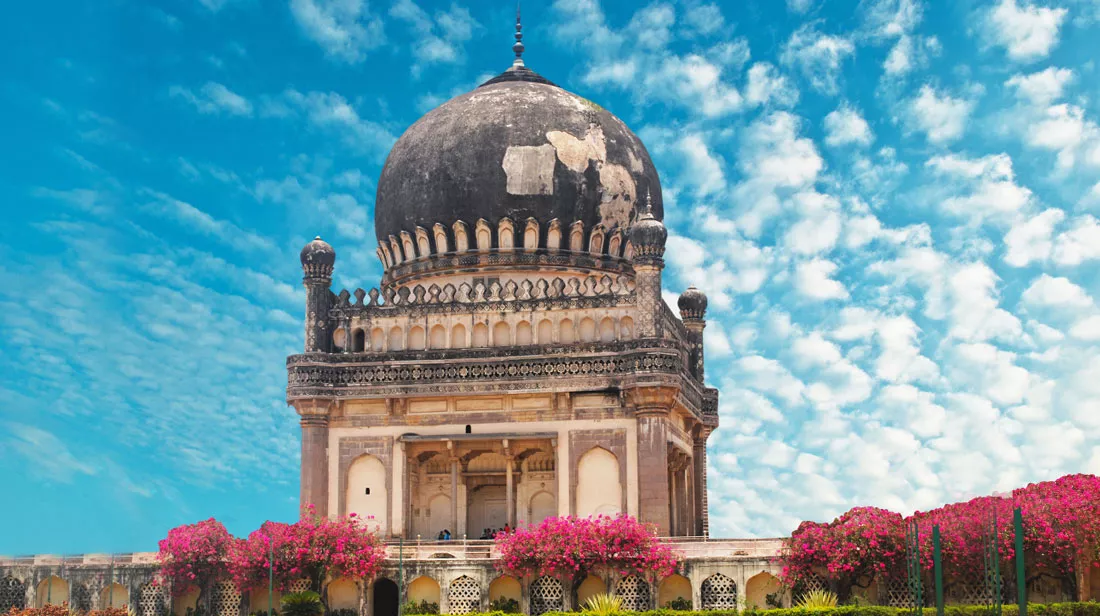quli-qutb-shahi-tombs-hyderabad