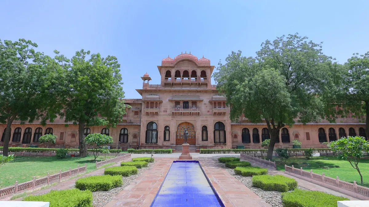 The Lallgarh Palace