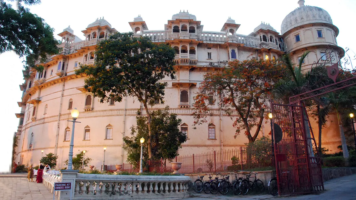 Shiv Niwas Palace